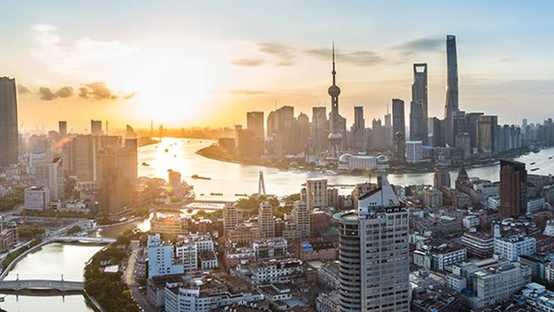 企业痛点：人才短缺与寻访难题